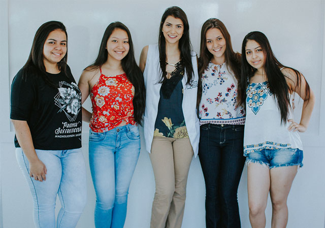 Minhas primeiras alunas.